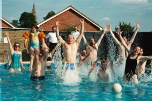 Weekend nearly over - last splash!