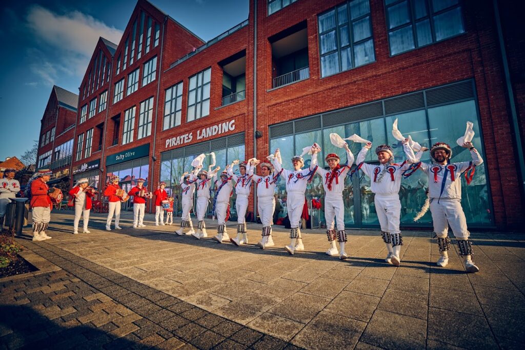 25xmas2 In Elms Field, a fine line up for 3 by 3