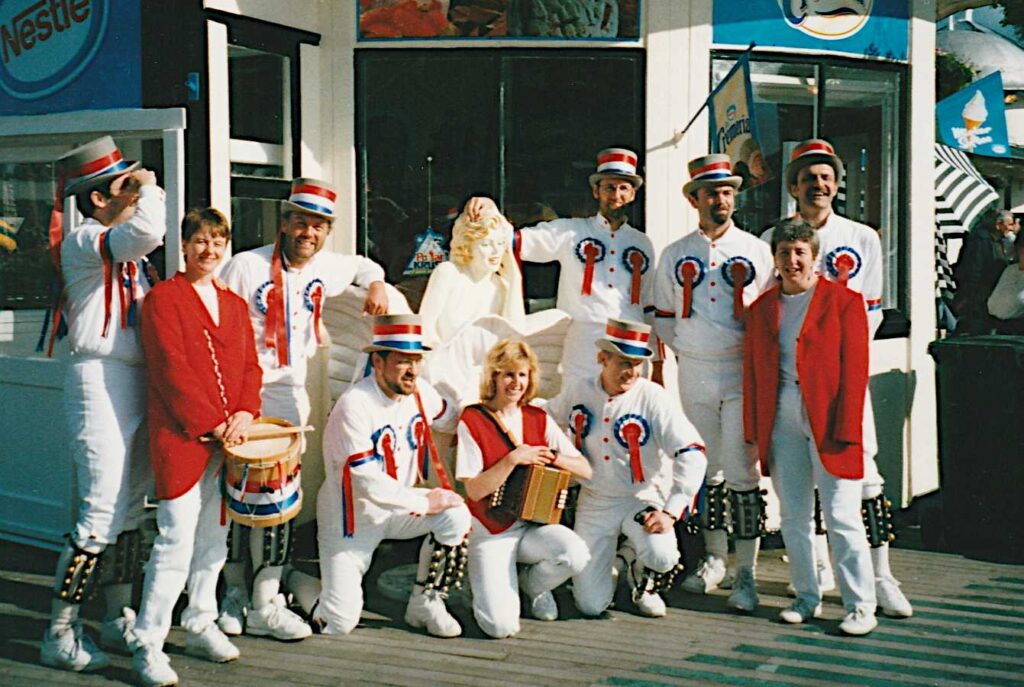 The full side, with guest Marilyn