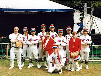 Berkshire Bedlam - Sidmouth 2000 Gareth, Mike, Jerry, MalM, Jane, John, Rob, Paul, Jameson, Bob, MalG (not pictured - Simon, Lee)