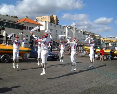 5 May - Hastings pier - all together now ...... 5 May - Hastings pier - all together now ......