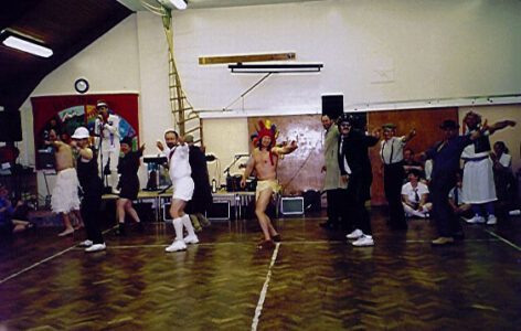 Giving it large ......