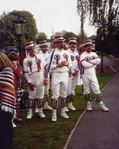 At The Swan at Thatcham - now what could BB be ogling? (see next picture)
