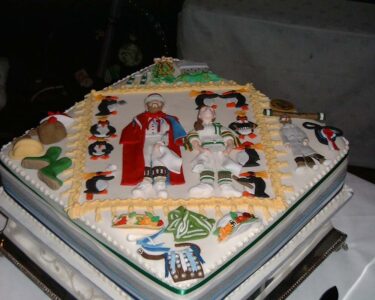 The Sue Graham special cake - spot the Morris references ....