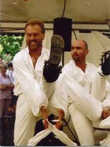 Sun 1 Aug - Sidmouth - Simon and Jameson reprise last year's winning double jig