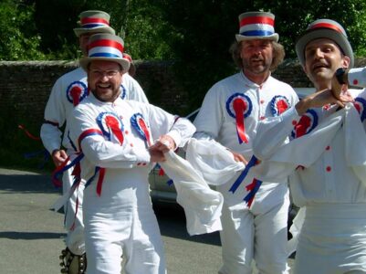 Sun 11 Jun - Kirtlington Lamb Ale - a smaller but still posey procession Sun 11 Jun - Kirtlington Lamb Ale - a smaller but still posey procession