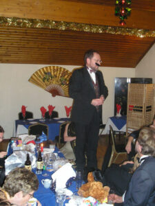 Jerry delivers his squire's speech with all the gravitas we expect of him ....