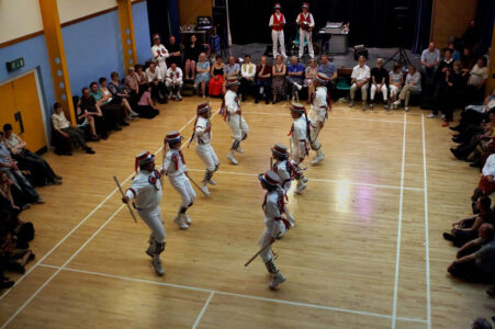 .... and Fairies to finish (photo - Alan Cole © Musicfestivalphotos.co.uk)