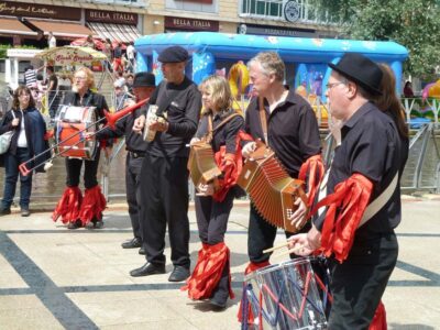 ... with some music from the Flag and Bone Gang. ... with some music from the Flag and Bone Gang.