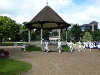 Windsor dancing round the bandstand ... Windsor dancing round the bandstand ...