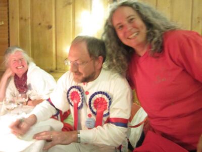 (Genuinely) Jerry signing an autograph for having appeared (for a nanosecond) in Downton Abbey (Genuinely) Jerry signing an autograph for having appeared (for a nanosecond) in Downton Abbey