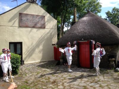29 Jun, Dorset Tour - paying homage at the tiny and closed Smith's Arms, Godmanstone 29 Jun, Dorset Tour - paying homage at the tiny and closed Smith's Arms, Godmanstone