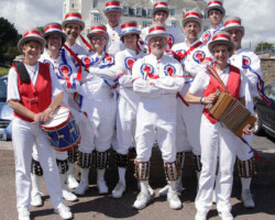 Sidmouth 2013 - Bob, David, Malcolm, MalG, Rob, Will M, Roy, Alun, John, Mark, Sue, Jameson (+ not pictured - Andy, Jerry)