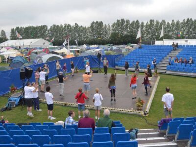 Mon 26 Aug - Towersey Folk Festival - the day starts with a BB workshop Mon 26 Aug - Towersey Folk Festival - the day starts with a BB workshop