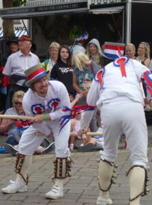 And lo! Tom's face shall be suffused with joy... And lo! Tom's face shall be suffused with joy...