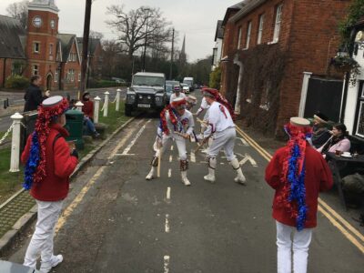 End of tour at the Queens Head End of tour at the Queens Head
