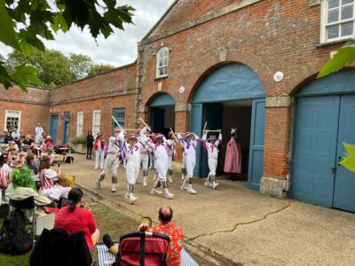 ...with Belles of London City and their horse ...with Belles of London City and their horse