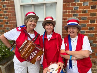 Towersey musicians - but where was Roy? Towersey musicians - but where was Roy?