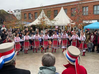 ... Wokingham's own Bulgarian dance troupe! ... Wokingham's own Bulgarian dance troupe!