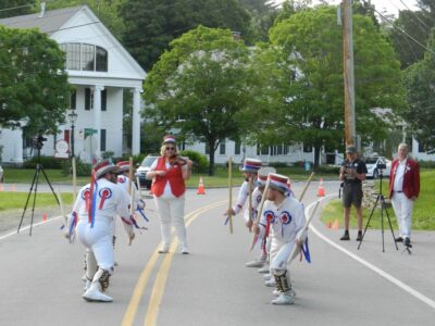 .. and the side was also immensely grateful to Anna for ably stepping in on fiddle .. and the side was also immensely grateful to Anna for ably stepping in on fiddle