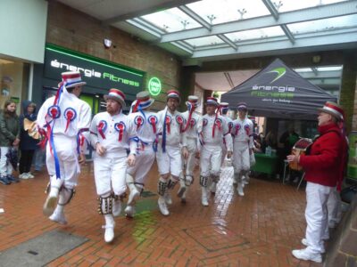 Outside the gym (where some tried the skiing fitness machine...) 2024/05/06