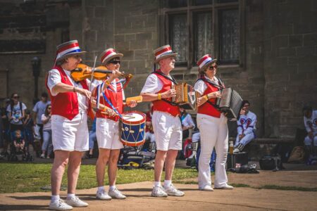 Musicians in full flow Musicians in full flow