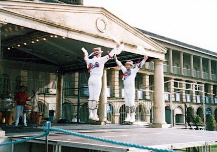 Using those invisible boxes again Using those invisible boxes again